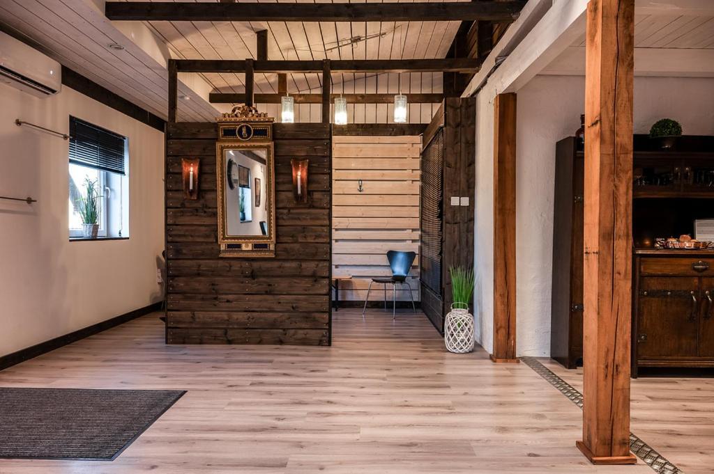 Unique Rustic Property In Skane Linderod Extérieur photo